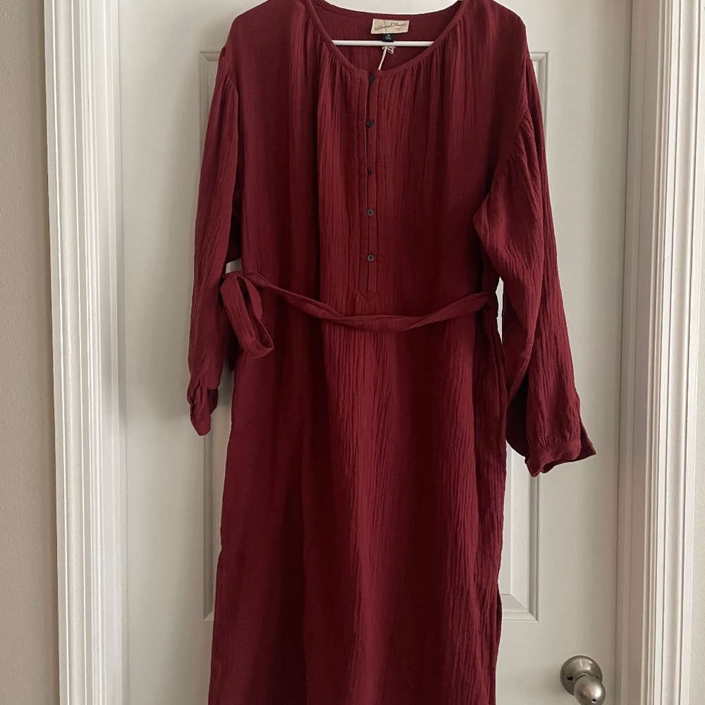 Universal Thread Women's Med New Orleans Red Long Sleeve Belted Midi Dress NWT
